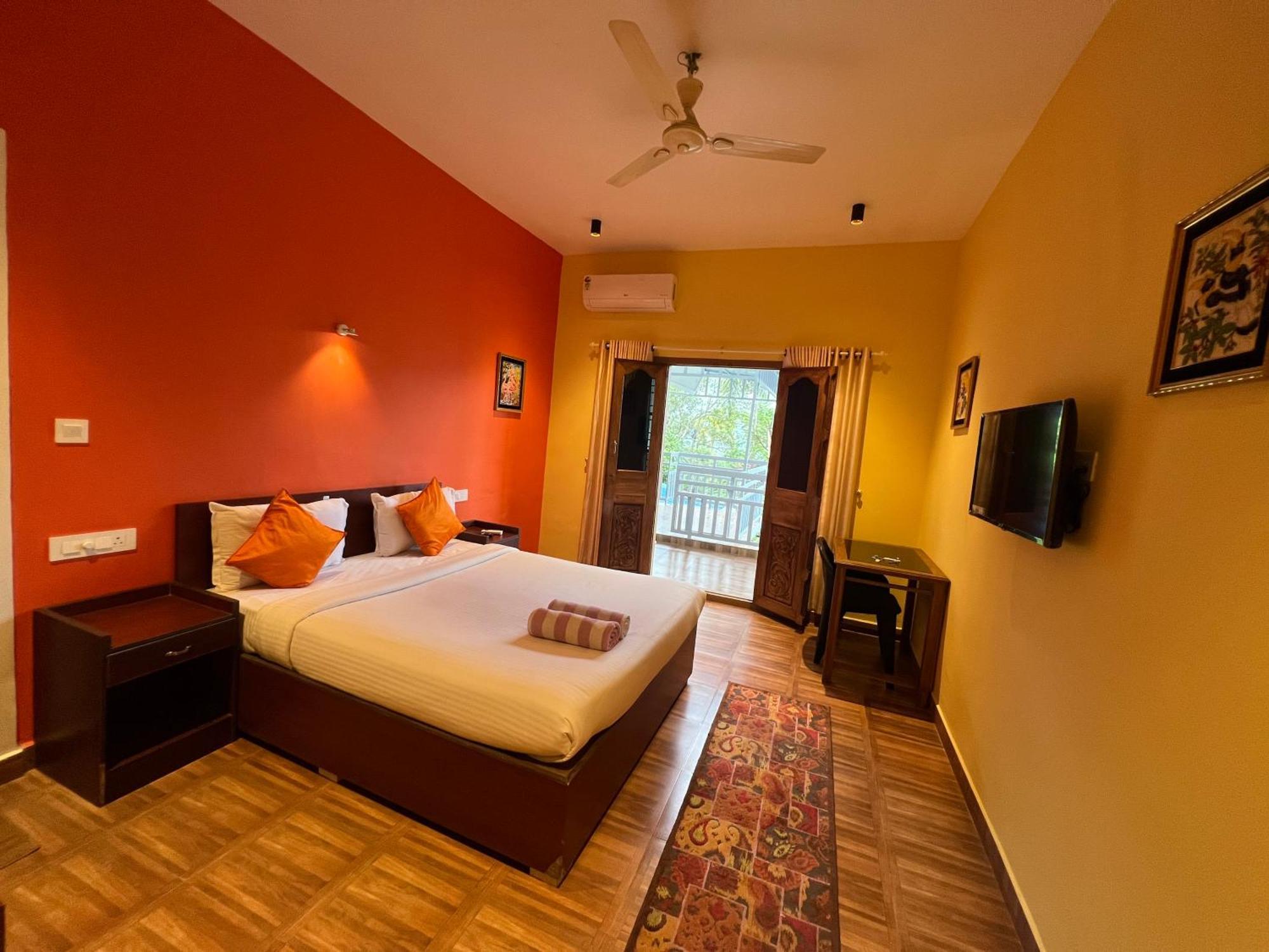 Munnar Blue Mist Bed and Breakfast Eksteriør billede