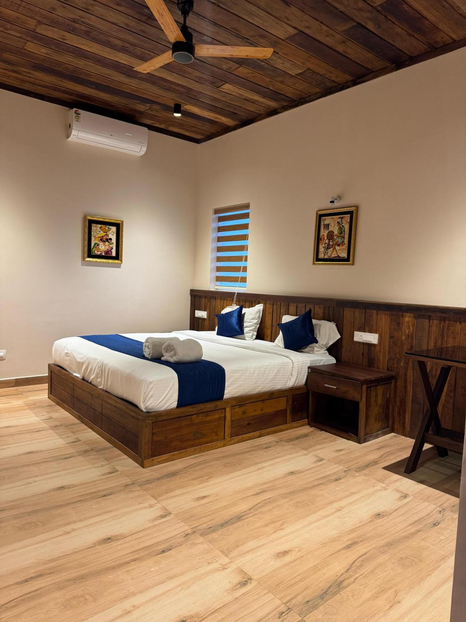 Munnar Blue Mist Bed and Breakfast Eksteriør billede