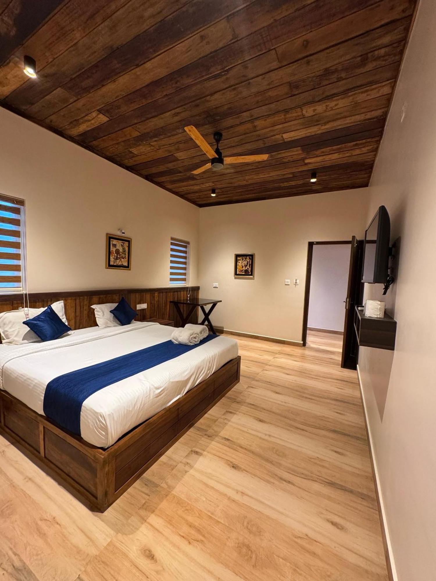 Munnar Blue Mist Bed and Breakfast Eksteriør billede
